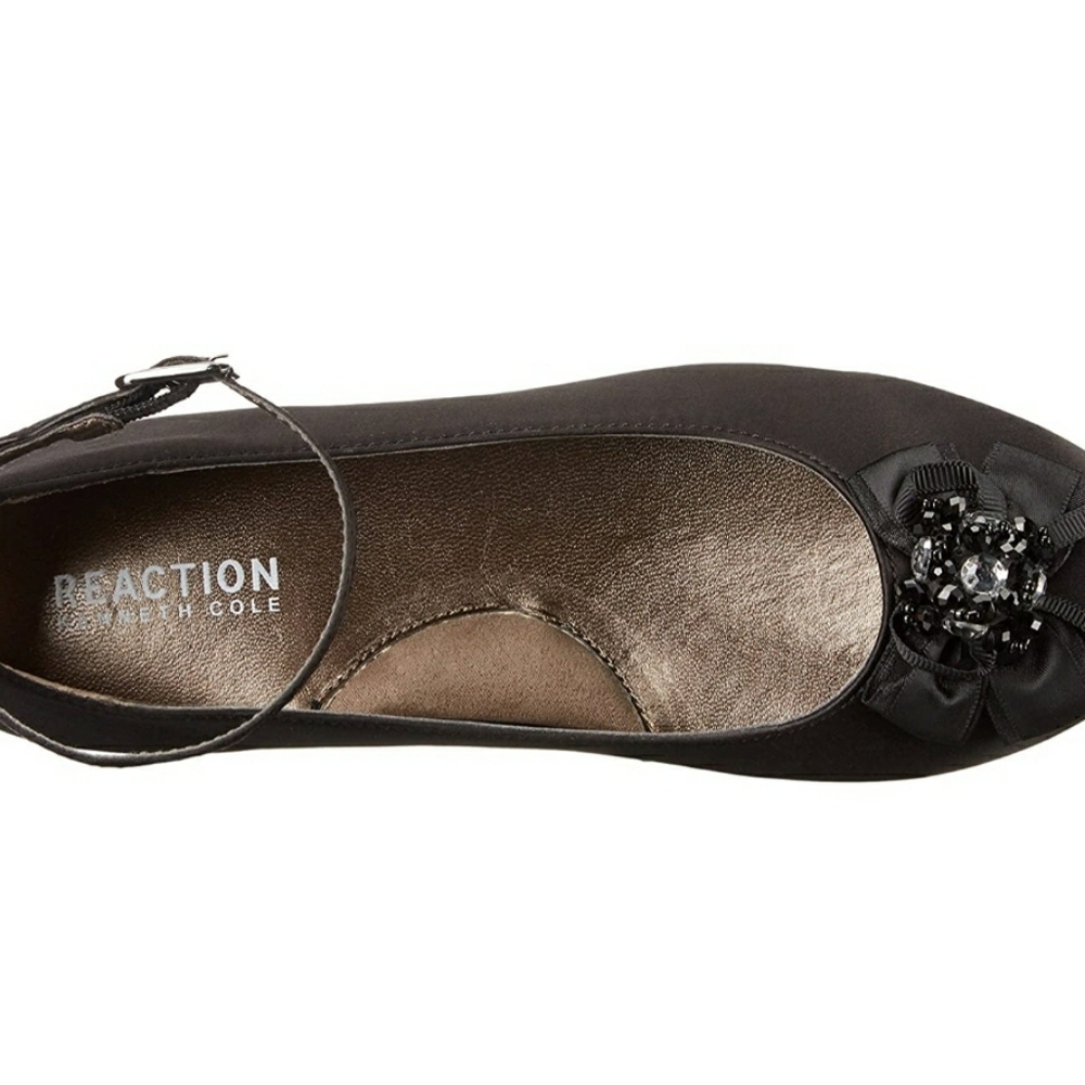 Kenneth Cole REACTION Kids Size 3